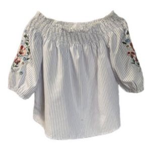 Sadie & Love Embroidered Women’s Blouse Size M